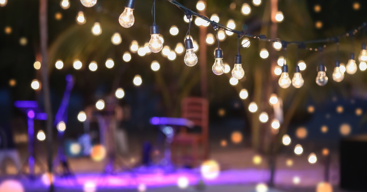 How To Hang Outdoor String Lights: 5 Easy Steps