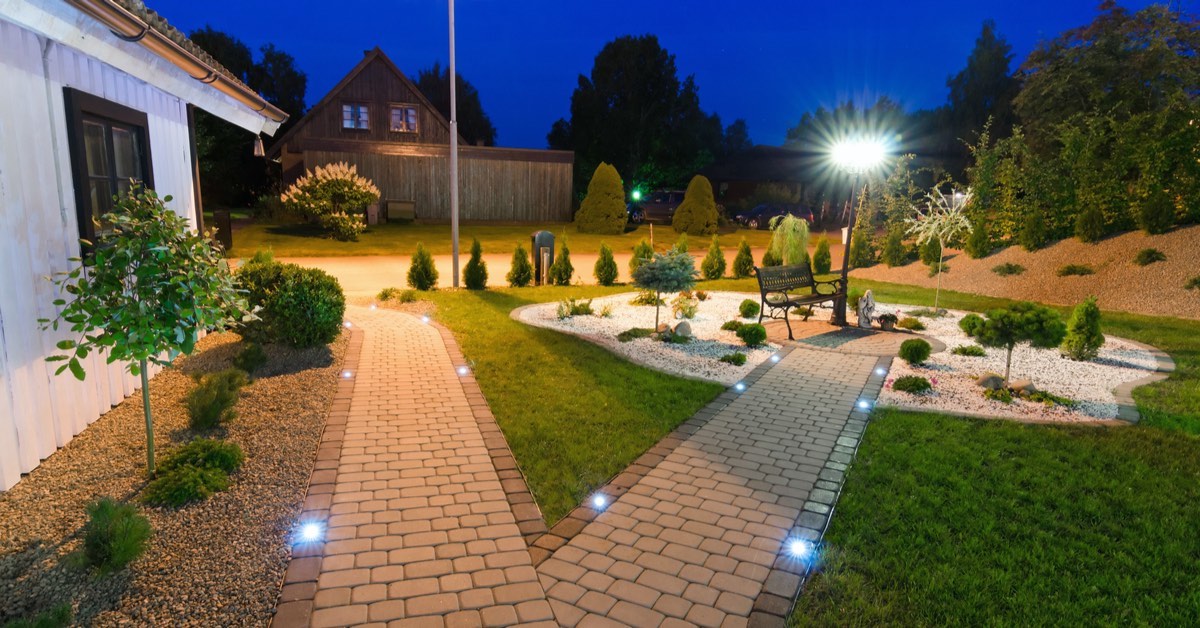 3 Main Types of Outdoor Lighting and Installation